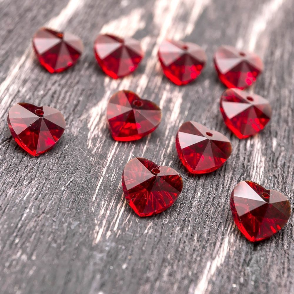 подвеска стеклянная "сердце", граненая, цвет красный, 10х10х5 мм