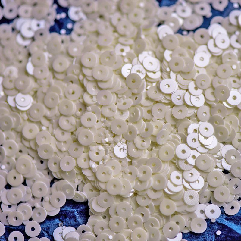 пайетки плоские, сливочный перламутр, 4 мм