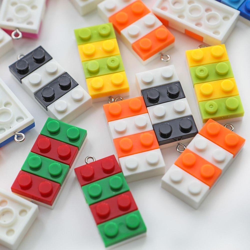 подвеска из смолы "лего", цветовой микс, 36x15.5x8 мм