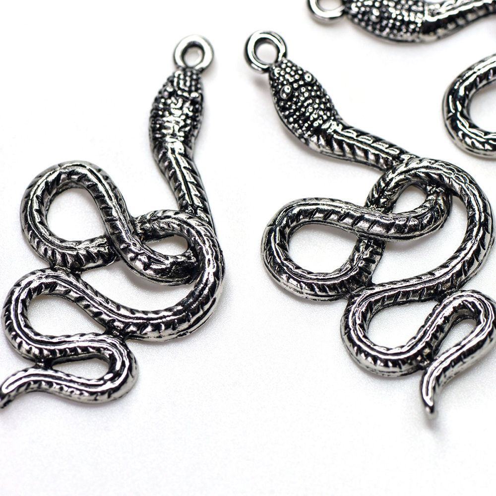 подвеска металлическая "гадюка", цвет античное серебро, 49x26x4.5 мм