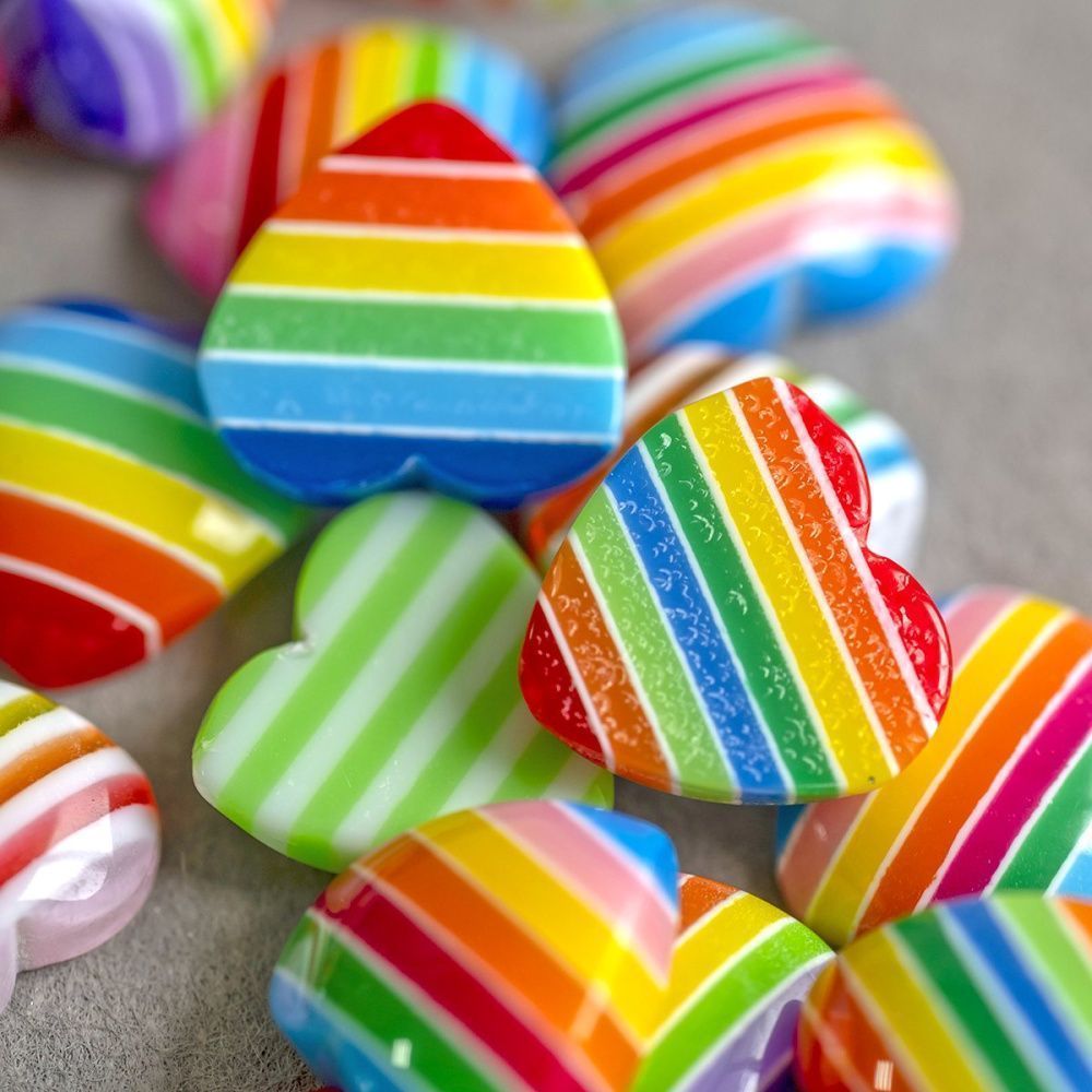 кабошон из смолы "сердечко полосатое", цветовой микс, 10x10x3 мм