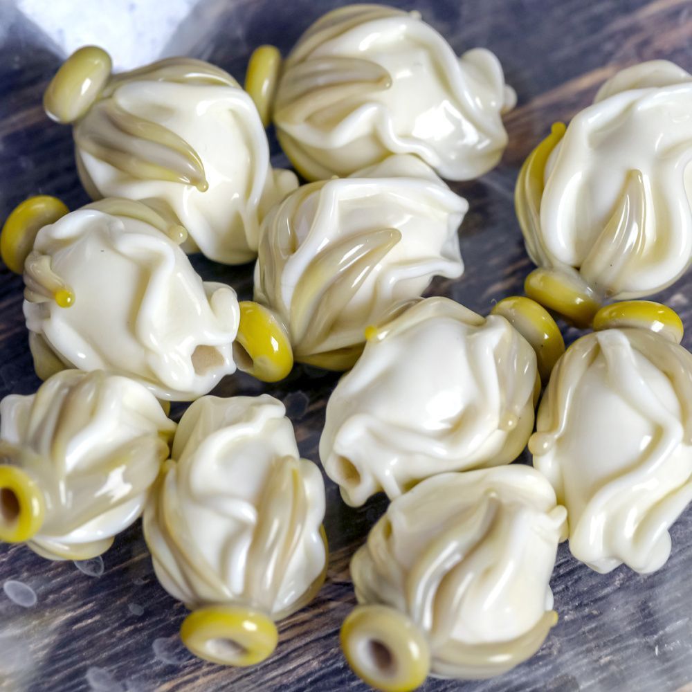 бусина, мурано "розовый бутон", айвори, 15-16х10-11 мм