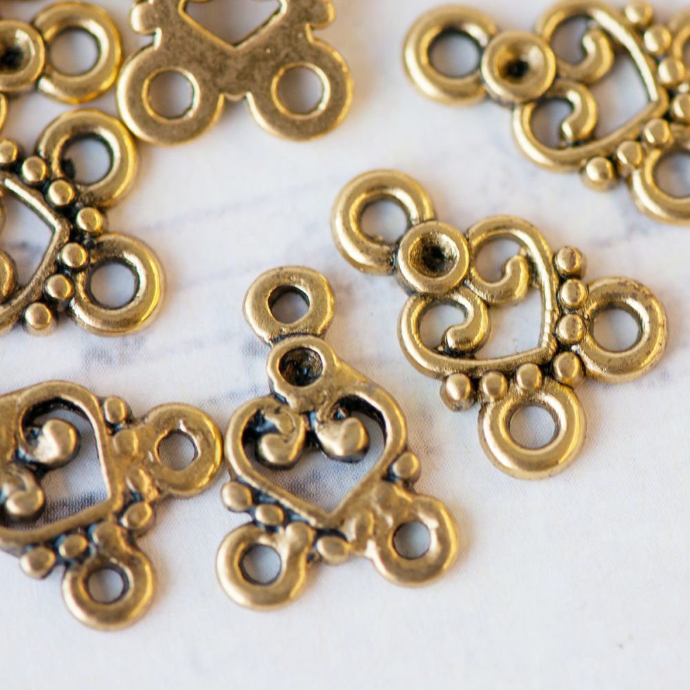 коннектор "сердечко", цвет античное золото, 15х11х2 мм