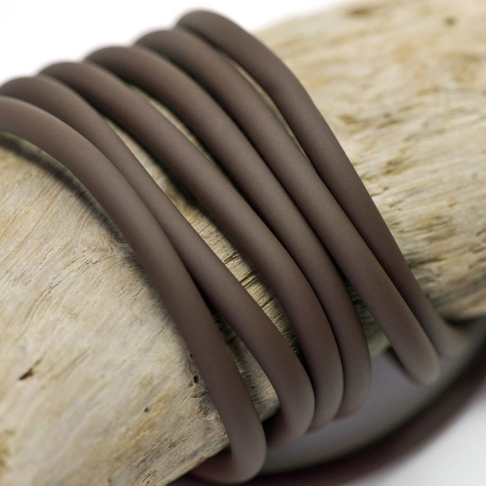 шнур резиновый, с отверстием, цвет коричневый, 4 мм