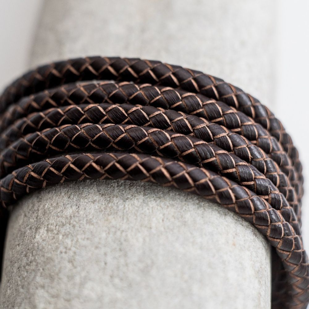 шнур кожаный круглый, плетеный, цвет кофе, диаметр 5 мм