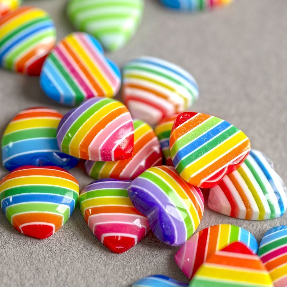 кабошон из смолы "сердечко полосатое", цветовой микс, 10x10x3 мм