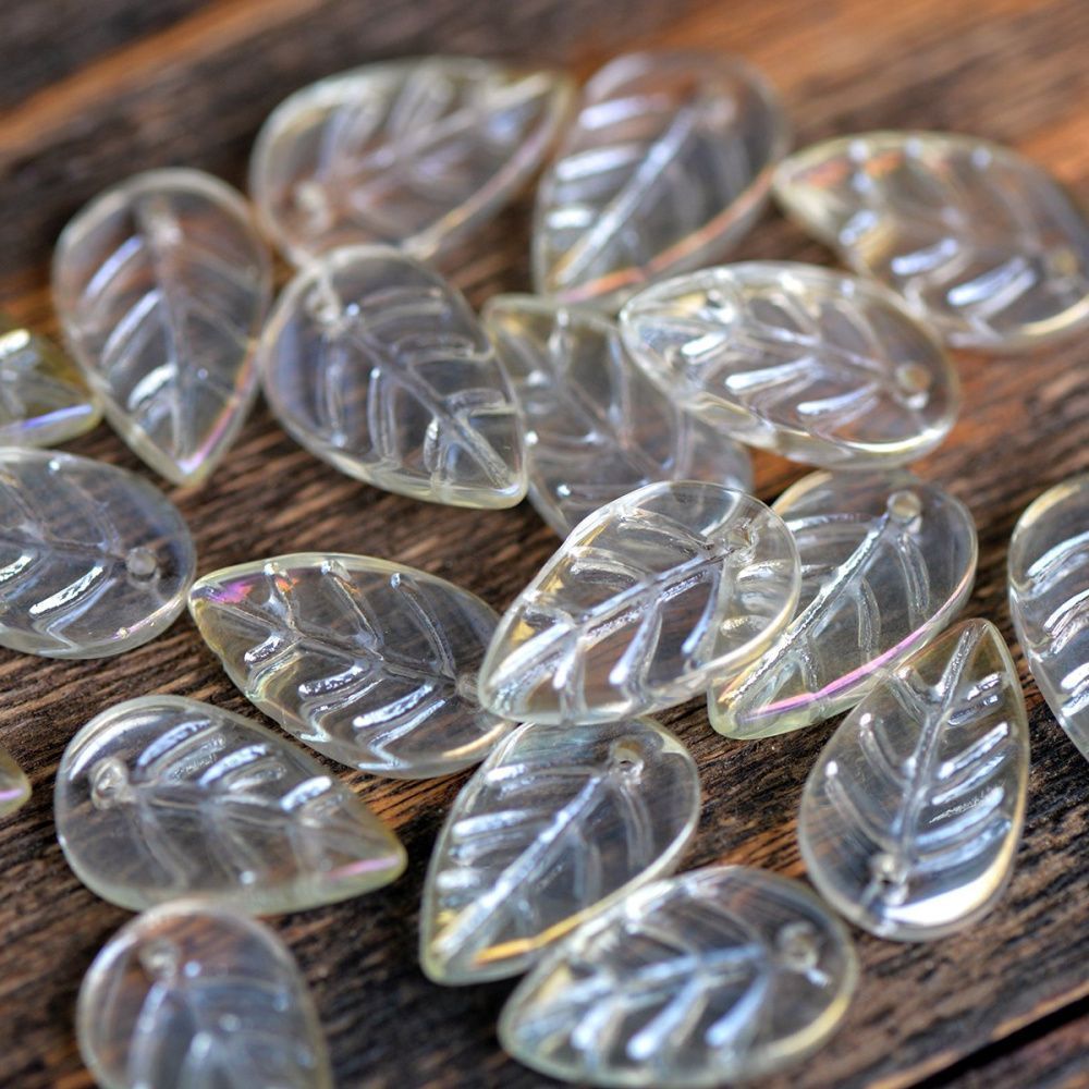 подвеска стеклянная "листик", цвет медовый ав, 18x11x4 мм