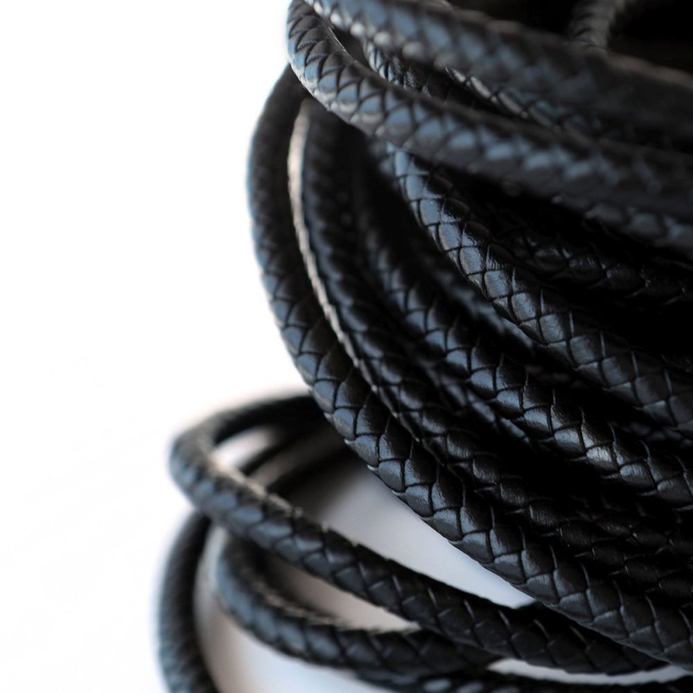 шнур кожаный круглый, плетеный, цвет черный, диаметр 6 мм