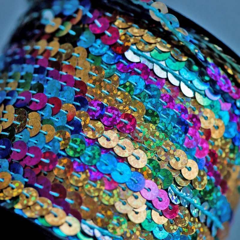 пайетки на нити, цвет радужный глиттер, диаметр 6 мм