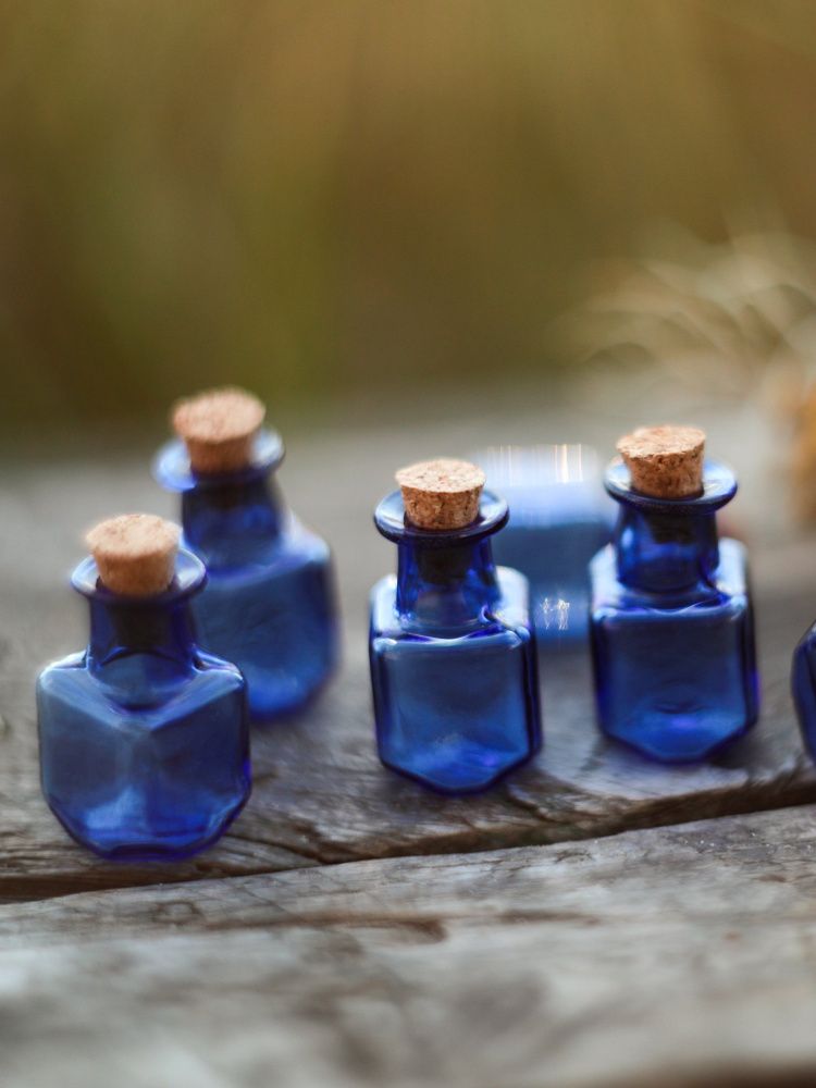 бутылочка баллон с крышкой, синий, 23x14 мм