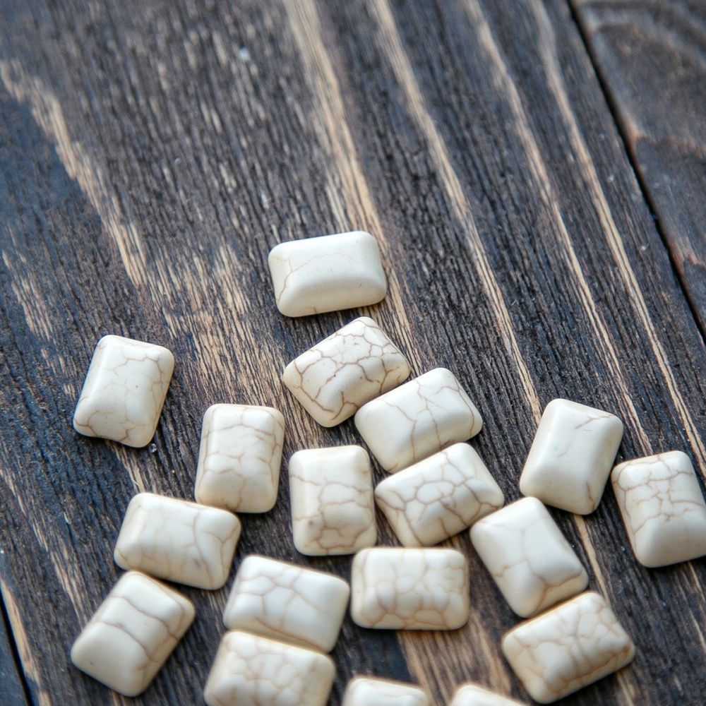 кабошон бирюза синтетическая, прямоугольный, цвет античный белый, 14x10x6 мм