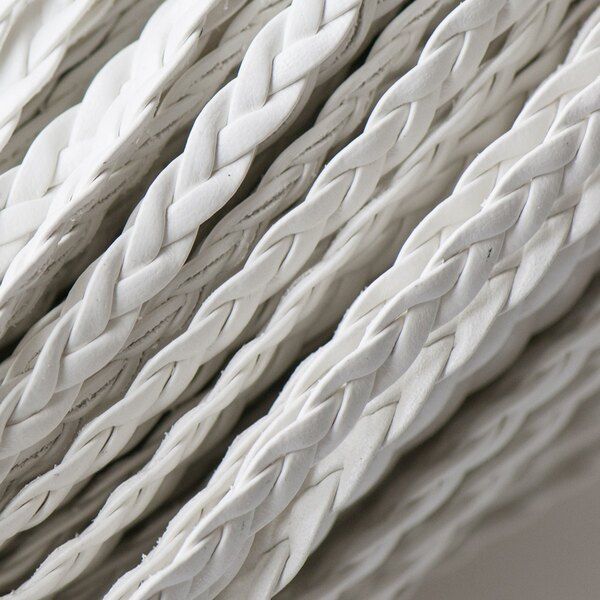 шнур-косичка из искусственной кожи, цвет белый, 5х2 мм