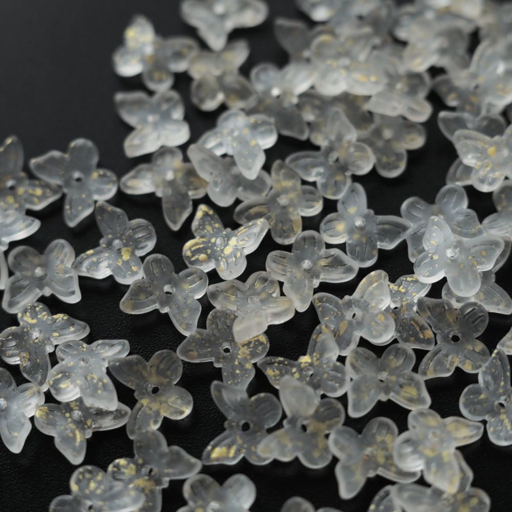 бусина "бабочка", стекло, цвет сливочный матовый, 10x12 мм