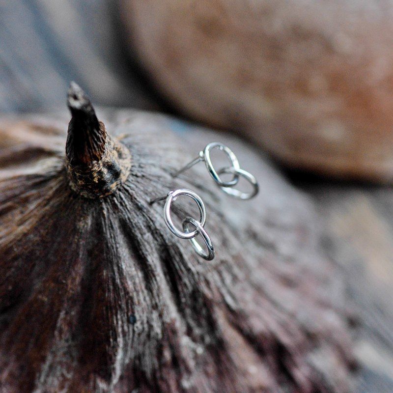 пуссеты "обручальные кольца", покрытие платиной, 14x8x1 мм