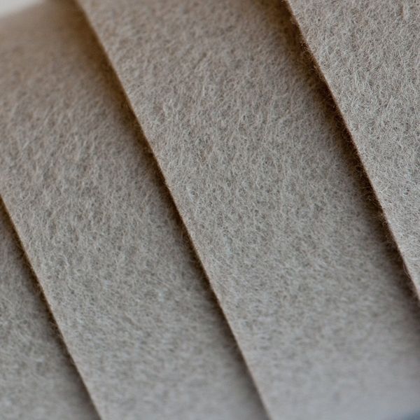 фетр 893 бежево-серый, 1.2 мм, 28х33 см