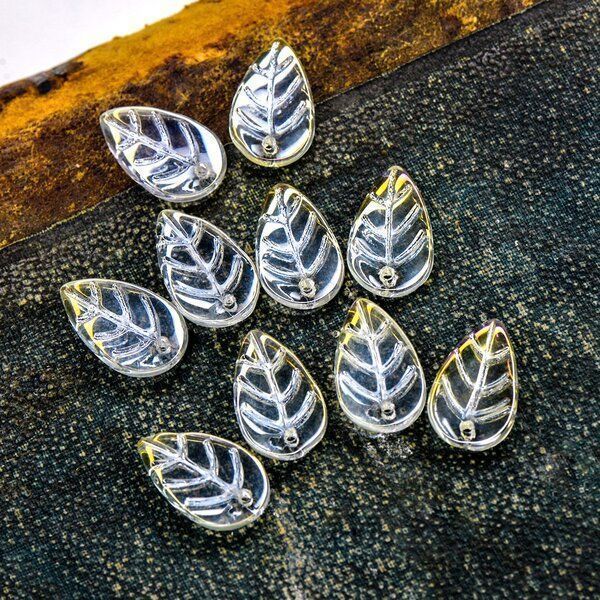 подвеска стеклянная "листик", цвет медовый ав, 18x11x4 мм