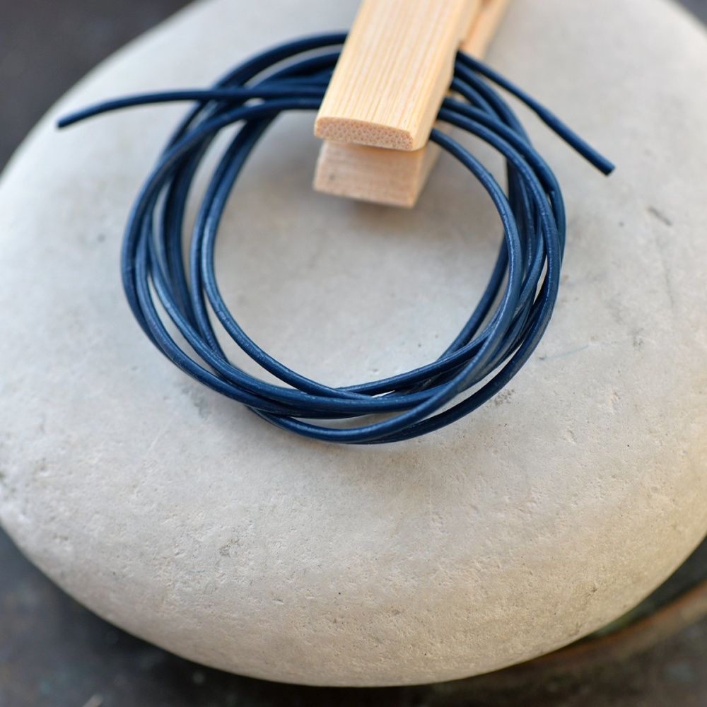шнур кожаный, цвет синий, диаметр 1.5 мм