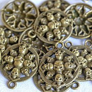 Подвеска металлическая "Memento mori", цвет античная бронза, 33x27 мм