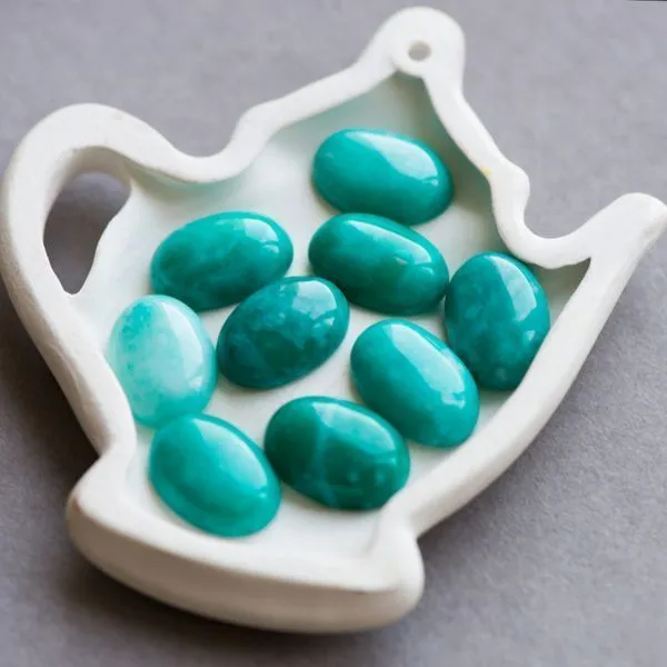 кабошон амазонит синтетич. овальный, цвет бирюзовый, 18x13x6 мм