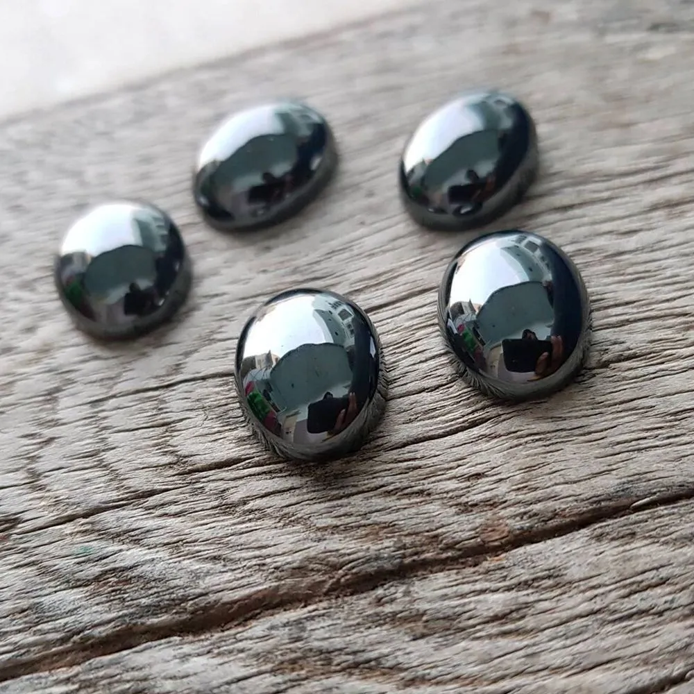 кабошон гематит немагнитный овальный, цвет черный, 25х18х5 мм