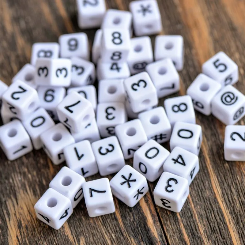 бусина, акрил "цифры", куб, цвет белый, 10x9.5x9.5 мм