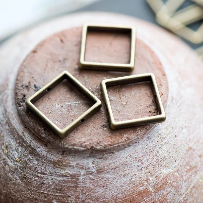 рамка для бусин "квадро", цвет античная бронза, 17x17x3 мм