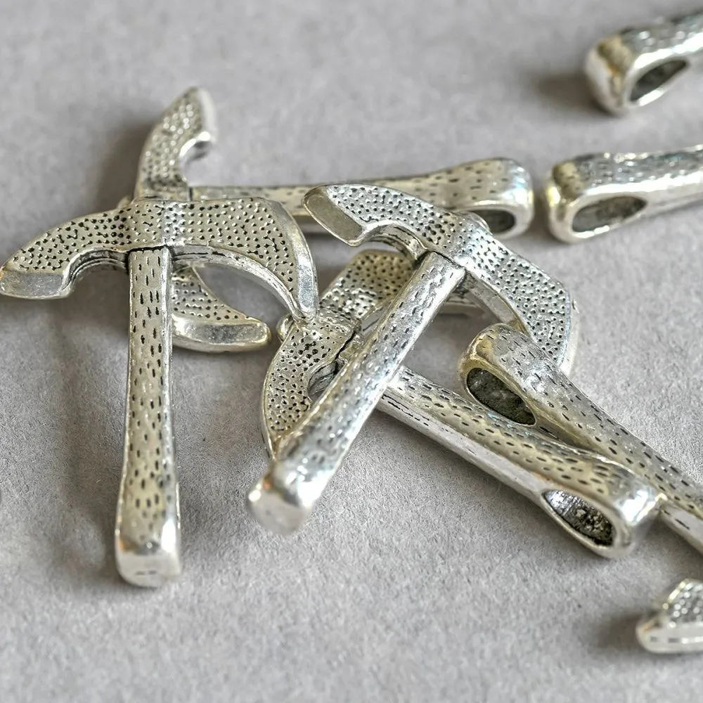 подвеска металлическая "топор", цвет античное серебро, 35x26x7 мм