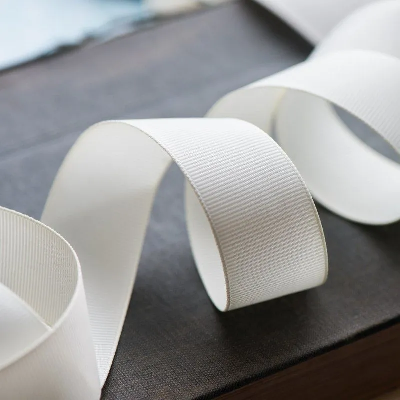 лента репсовая, цвет белый теплый, ширина 25 мм ленты