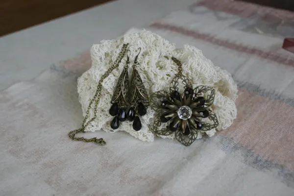 Комплект украшений "Бронзовый цветок"