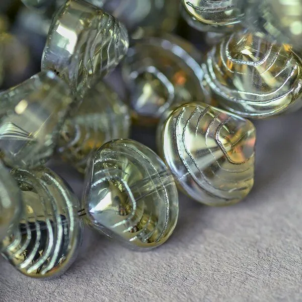 бусина "ракушка", стекло, цвет хаки зеркальный, 9.5x8x7 мм