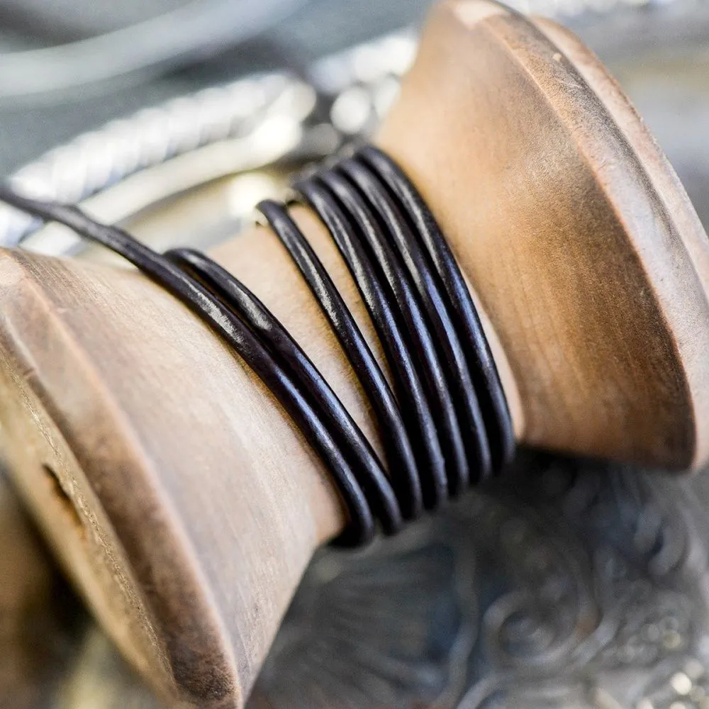 шнур кожаный, цвет темно-коричневый, диаметр 2 мм