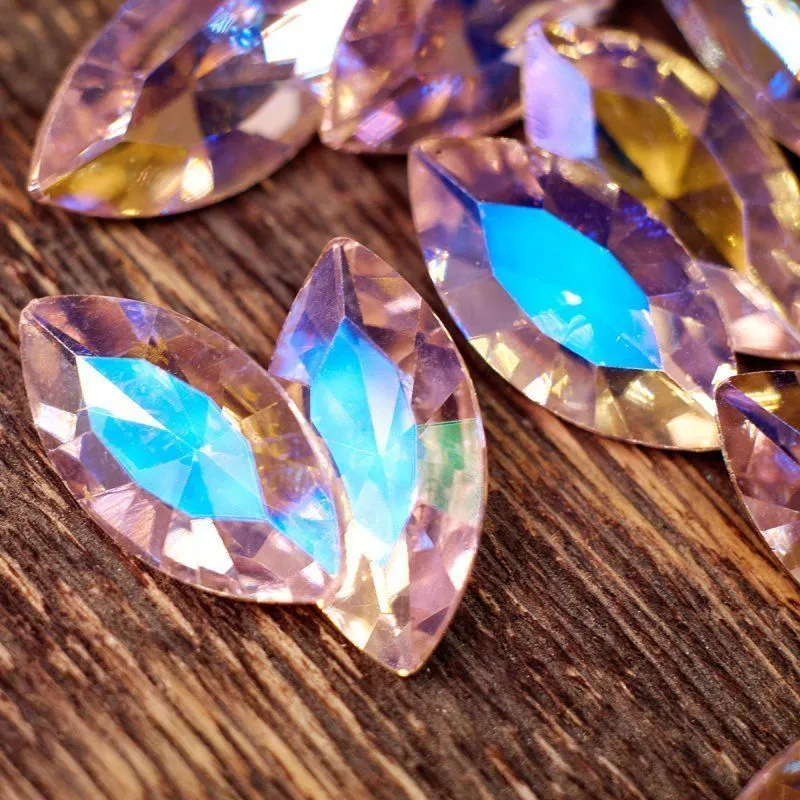 кабошон стекло кристалл, navette, цвет lt.pink ab, 18х9 мм