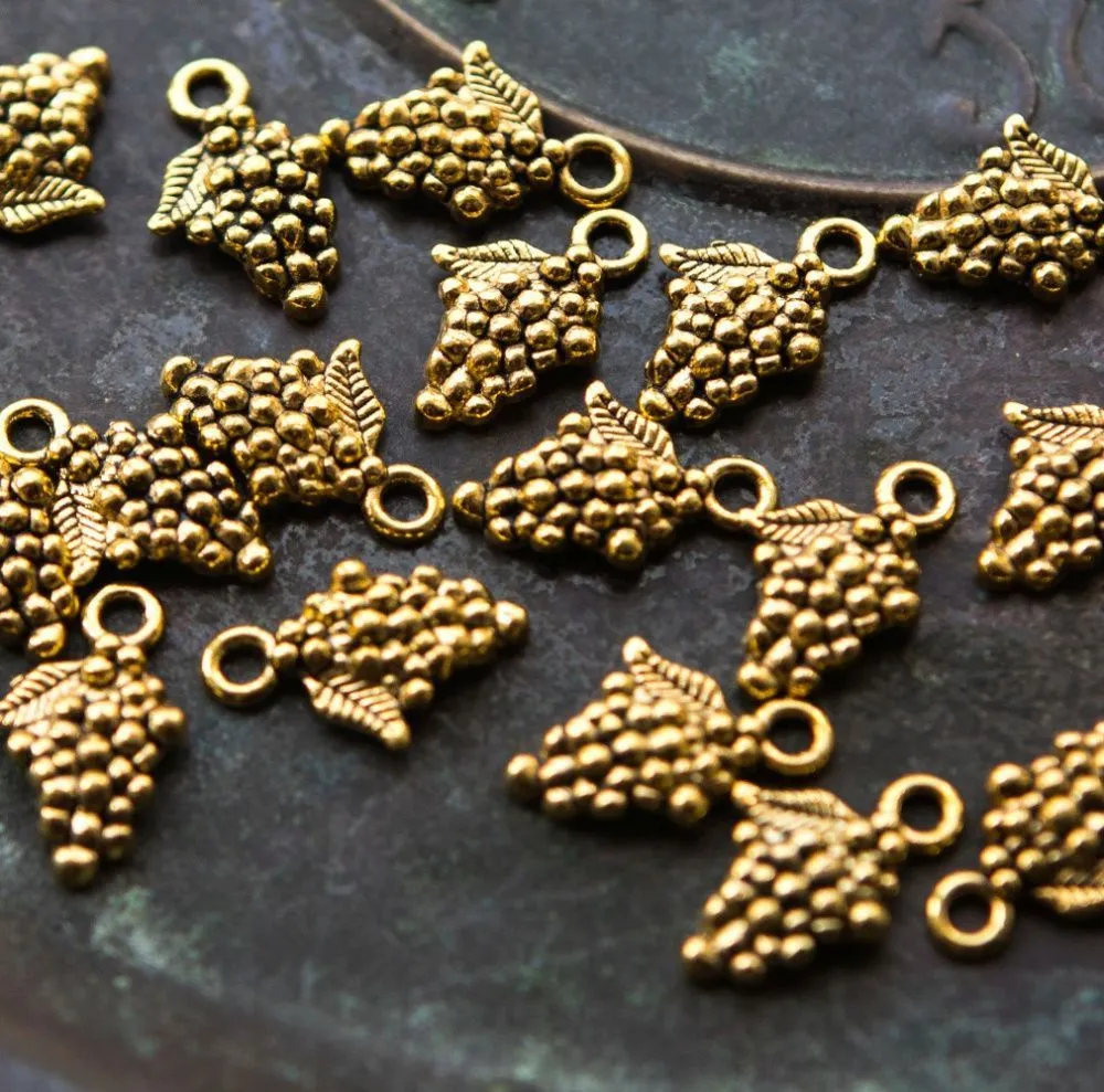 подвеска металлическая "виноград", цвет античное золото, 18x12 мм