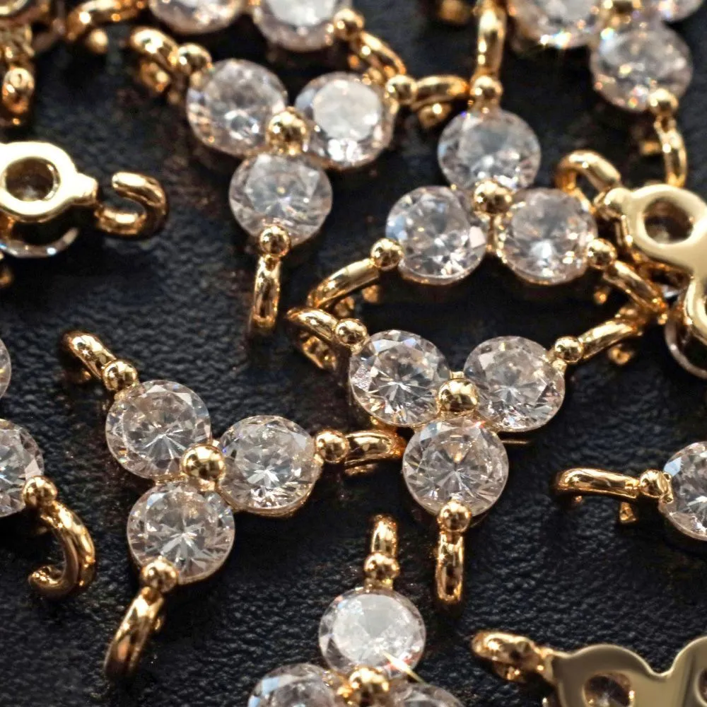 коннектор "триада", позолота/циркон, 8.5x9x3 мм