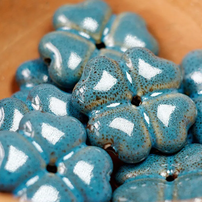 бусина, керамика "клевер", цвет бирюзовый, 28x28x7 мм