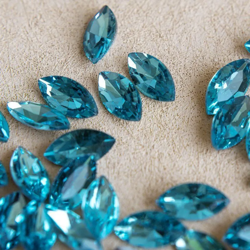 кабошон стекло кристалл, navette, цвет aquamarine, 12х6 мм