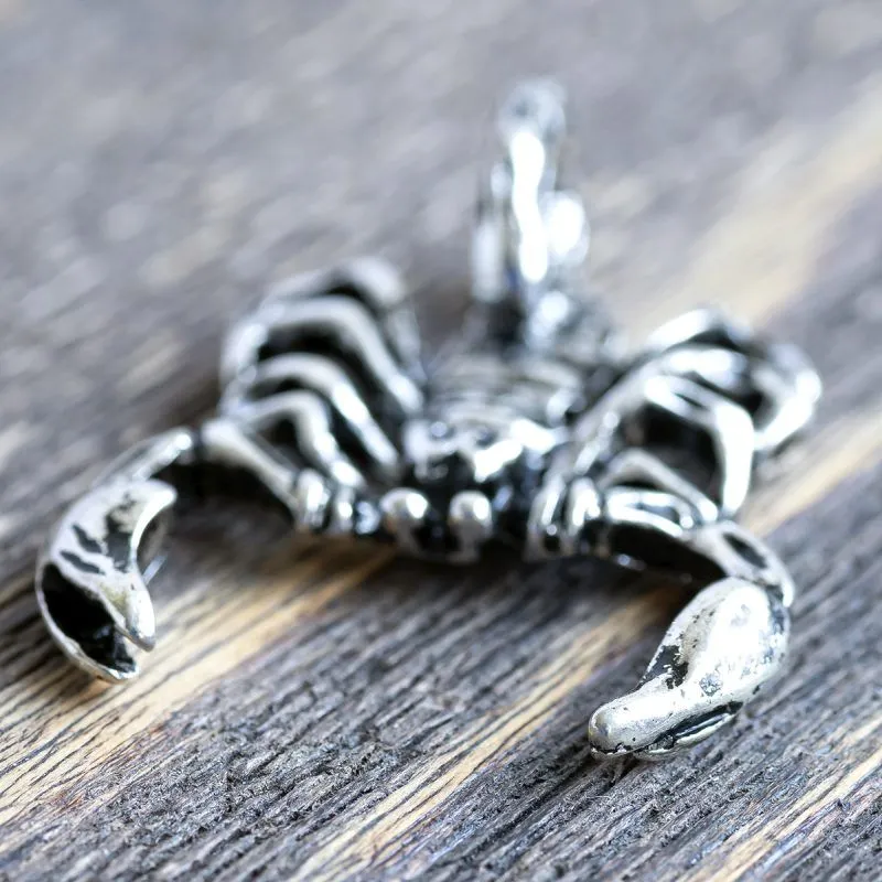 подвеска металлическая "скорпион", цвет античное серебро, 39x28x10 мм