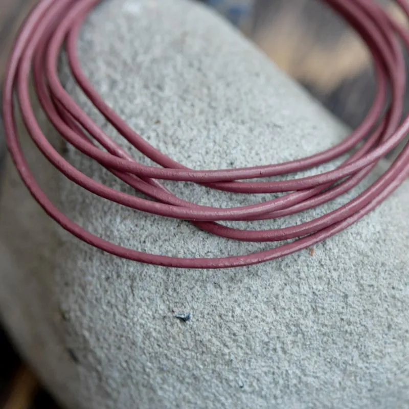 шнур кожаный, цвет сливовый, диаметр 1.5 мм