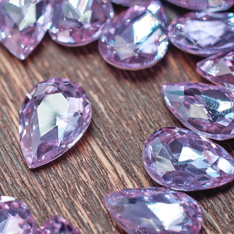 кабошон стекло кристалл, каплевидный, цвет tanzanite, 18х13 мм