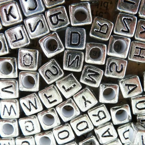 бусина, акрил "алфавит", квадратная, 6х6х6 мм